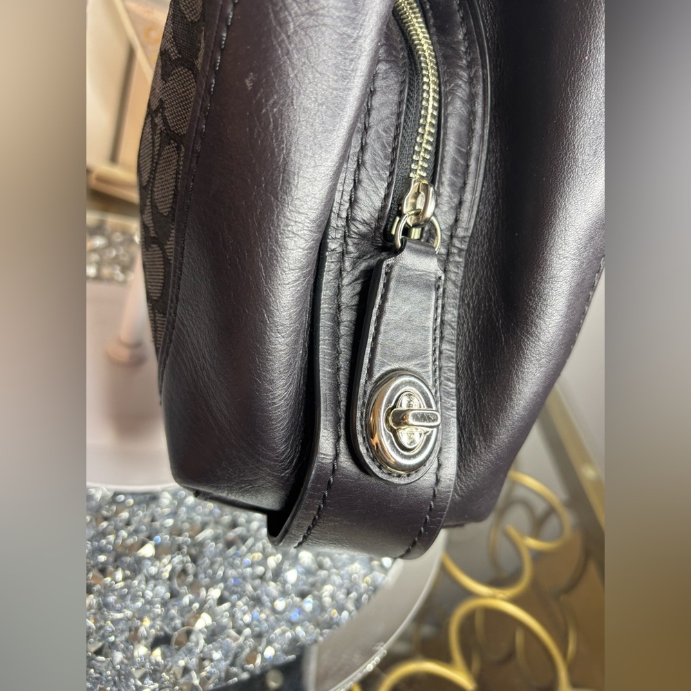 Coach 2017 Edie 31 shoulder bag EUC - Picture 7 of 15